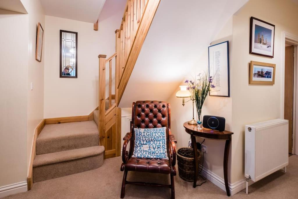 Spacious Home, Minutes Fom The Beach, Free Parking, Large Garden Area, Pets Welcome! Whitstable Exterior photo